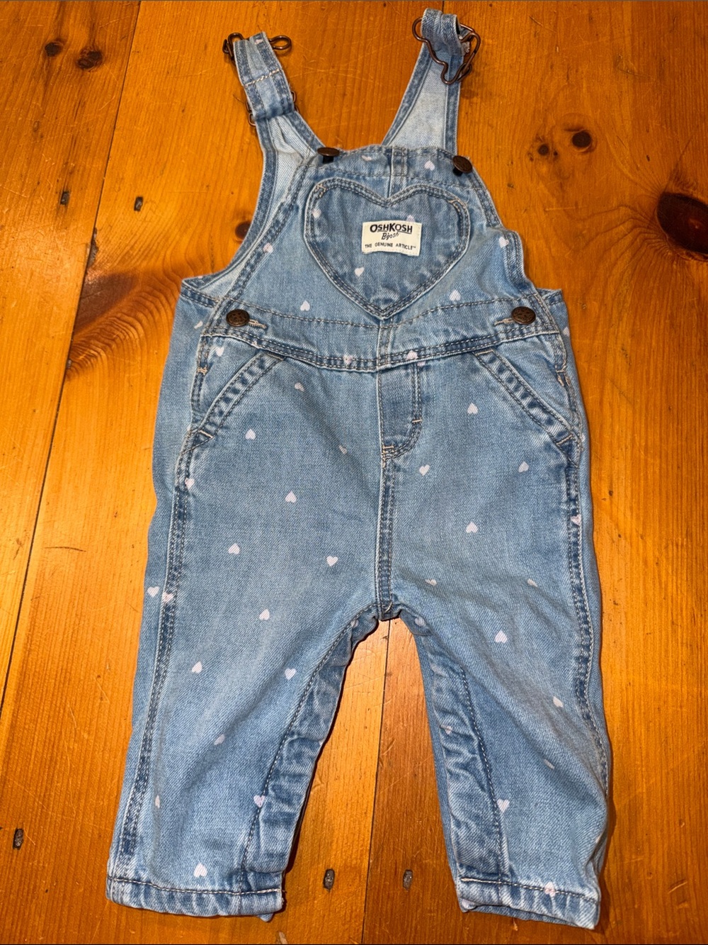 OshKosh B'gosh Light Blue Denim Overalls with White Heart Print size 6 months